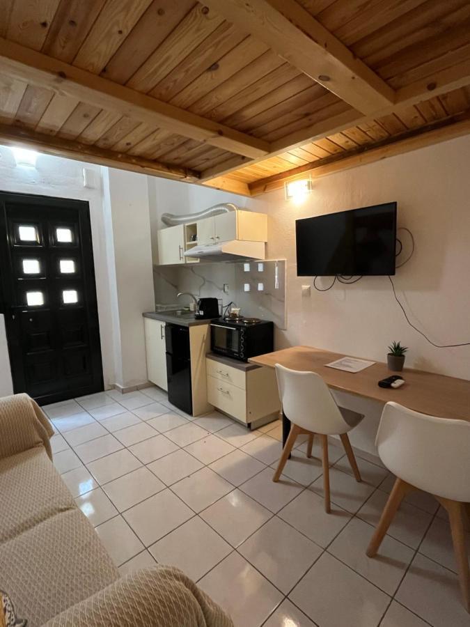Hermanos Apartment's Apartment